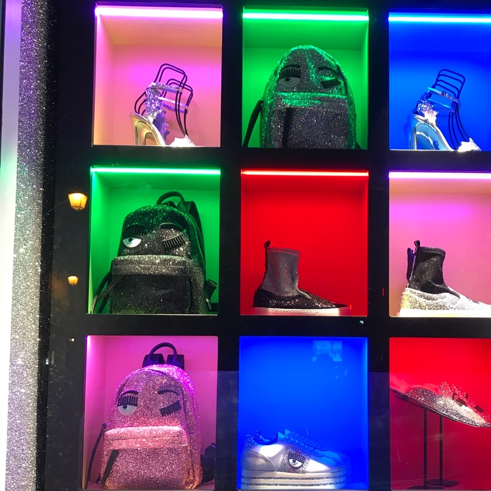 Meet your Posher, Samantha